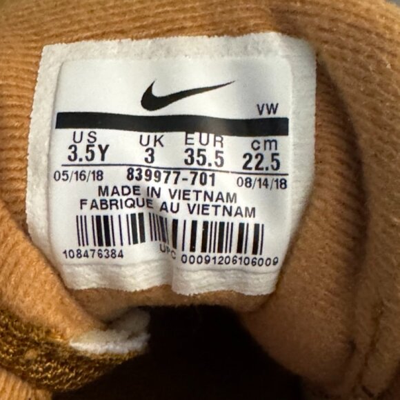 Nike Boys Court Borough Wheat Gold Tan Brown Lace Up Sneaker Shoes Size 3.5Y - Picture 2 of 14
